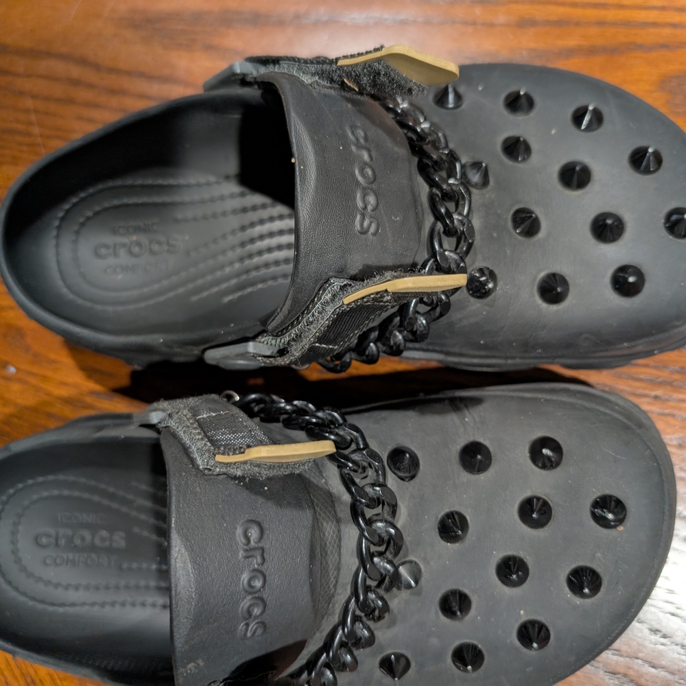 CROCS All Terrain With Removable Chains/Spikes